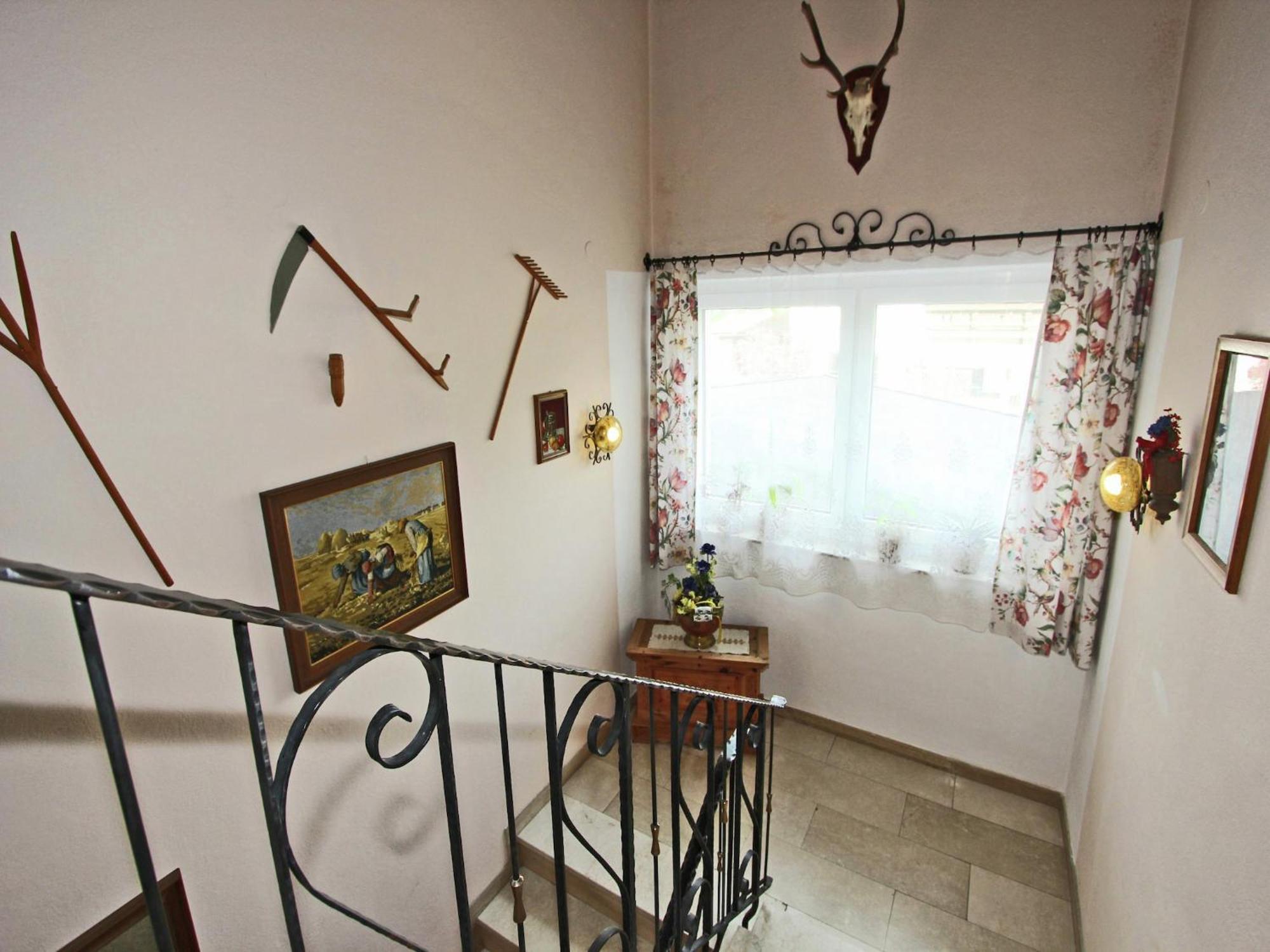 Cozy Apartment In Aschau Im Zillertal Near Ski Lift Luaran gambar